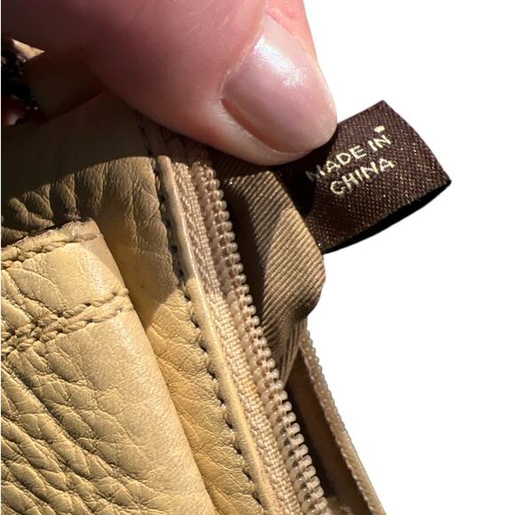 VTG Coach Legacy Leather Wristlet Wallet Pouch Compact Purse Sand Travel Preppy